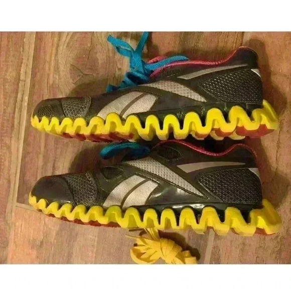 RETIRED REEBOK Sneaker - Picture 5 of 6